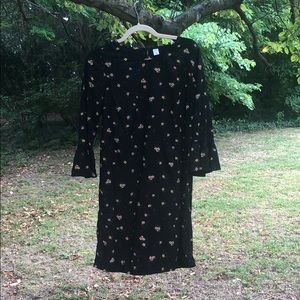 🆕 Old Navy black floral dress